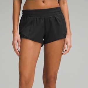 Lululemon Black Hotty Hot Low Rise Shirts 2.5”